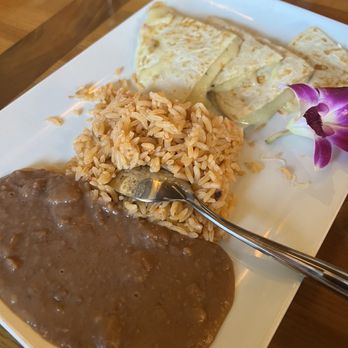 Agave | Mexican Restaurant & Tequila Bar - Children's quesadilla with rice & refried beans - Mexican Near Me - Healdsburg, California Agave | Mexican Restaurant & Tequila Bar - Children's quesadilla with rice & refried beans - Mexican Near Me - Healdsburg, California