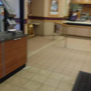 Wendy's - Lobby - Burgers Near Me - Germantown, Tennessee