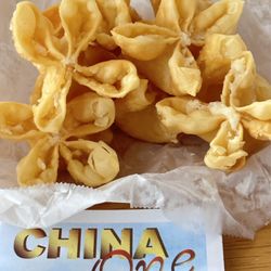 China 1 - Best Crab Rangoon (10 for $7) DELICIOUS - October 27, 2023