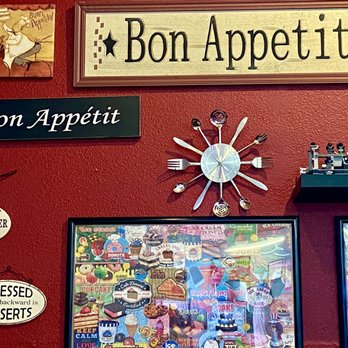 Bon Appetit - Interior - Sandwiches Near Me - Lodi, California