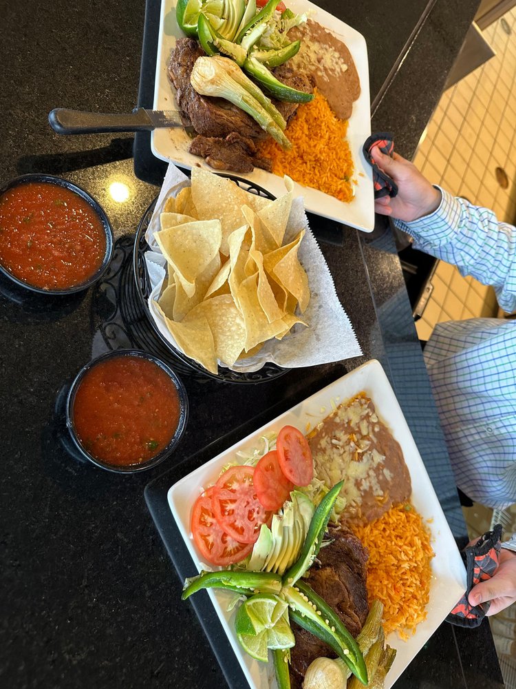 Tres Amigos Bourbon and Tequila — Mexican restaurant in Springboro