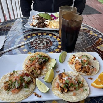 Los Jalapenos - Tacos, chilaquiles, horchata (beverage), hibiscus (beverage) - Mexican Near Me - New Paltz, New York Los Jalapenos - Tacos, chilaquiles, horchata (beverage), hibiscus (beverage) - Mexican Near Me - New Paltz, New York