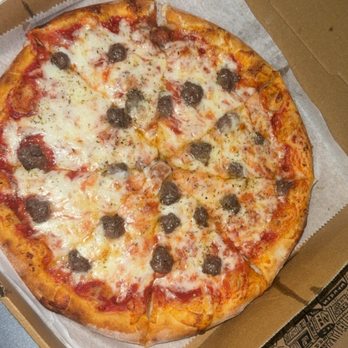 Pizza Castle - Ground beef pizza! - Pizza Near Me - Hollywood, Florida Pizza Castle - Ground beef pizza! - Pizza Near Me - Hollywood, Florida