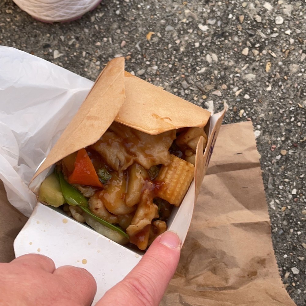 Hot Wok - Garlic sauce - Chinese Near Me - Metairie, Louisiana