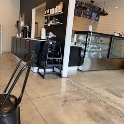 Uncle Stevey's Bagels - Inside