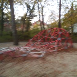 Mehrgenerationenspielplatz