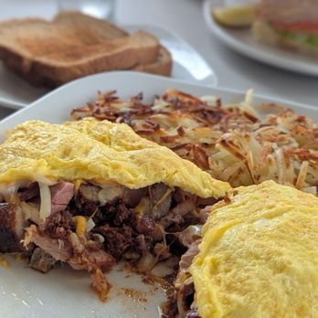 Omega Ham & Corn Beef Deli - Delis Near Me - Grand Blanc, Michigan Omega Ham & Corn Beef Deli - Delis Near Me - Grand Blanc, Michigan