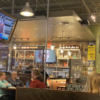 Bad Daddy's Burger Bar - Bar Area - Burgers Near Me - Murfreesboro, Tennessee