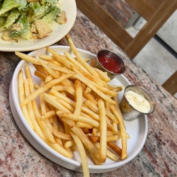 Pacific Standard - Fries were crisp and delicious! - Cocktail Bars Near Me - Portland, Oregon Pacific Standard - Fries were crisp and delicious! - Cocktail Bars Near Me - Portland, Oregon