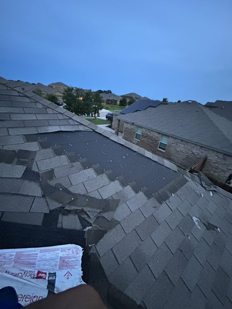 Slide of Gonzalez Roofing And Repairs