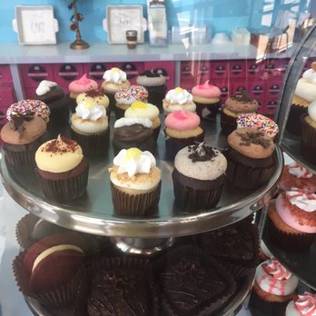 Smallcakes - Cupcakes Near Me - Huntersville, North Carolina Smallcakes - Cupcakes Near Me - Huntersville, North Carolina