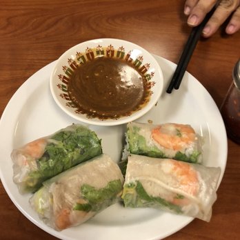 Lee's Bakery - Spring Roll - Vietnamese Near Me - Atlanta, Georgia