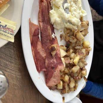 The Waffle Spot - American Near Me - Madera, California