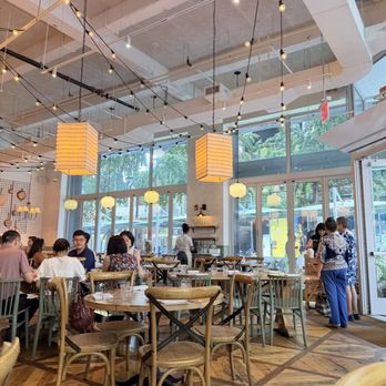 Rosemary's -  Midtown - Italian Near Me - New York, New York