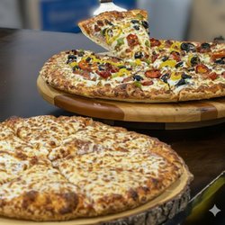 Godfathers Pizza - Deep River