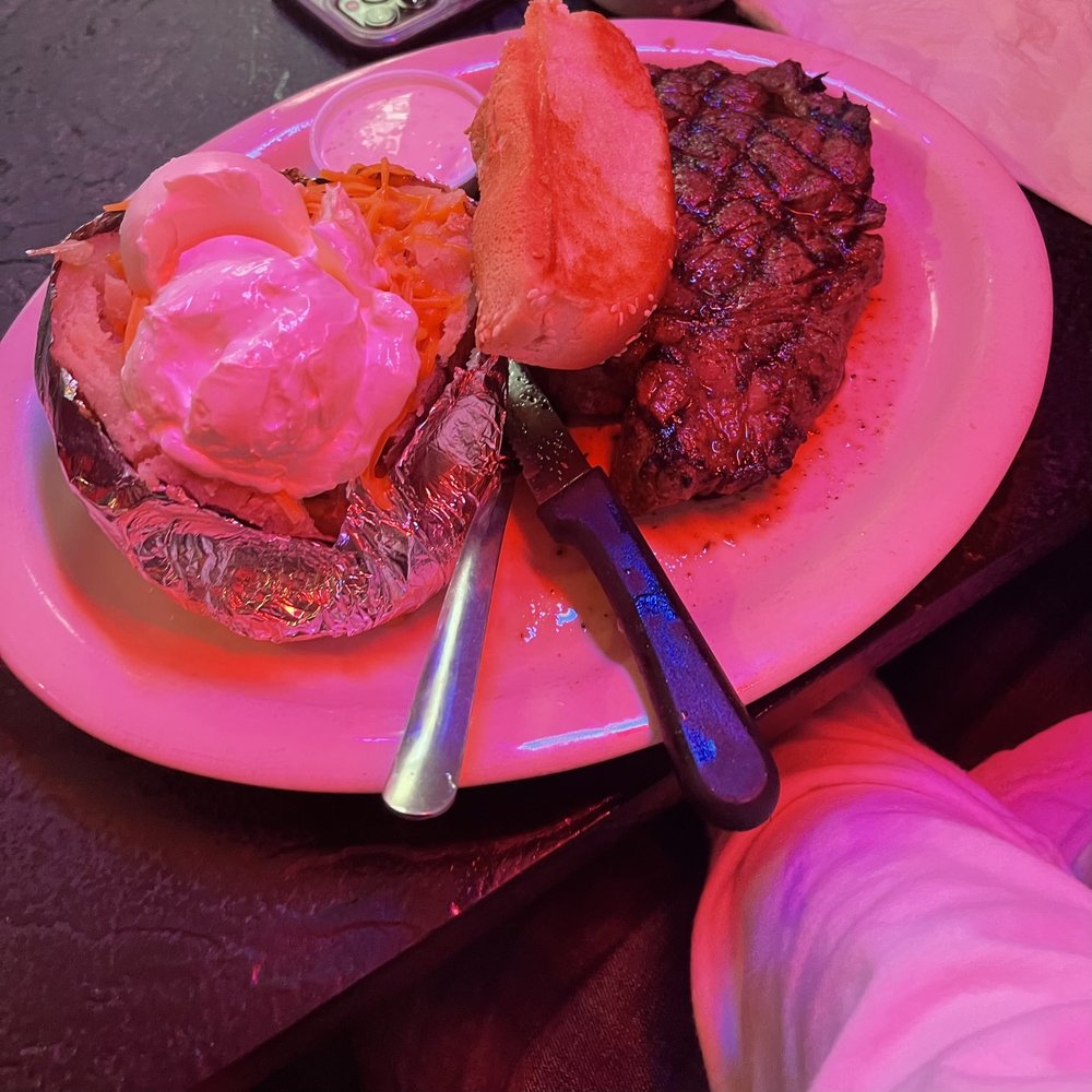 Social spots from Lula's Tavern