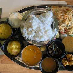 Balaji Mess - Veg Thali
