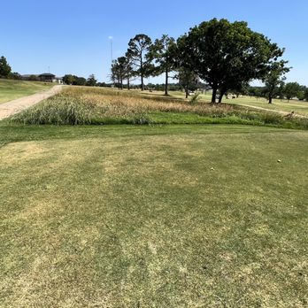 Rolling Hills Country Club - Hole #1 - Country Clubs Near Me - Arlington, Texas Rolling Hills Country Club - Hole #1 - Country Clubs Near Me - Arlington, Texas