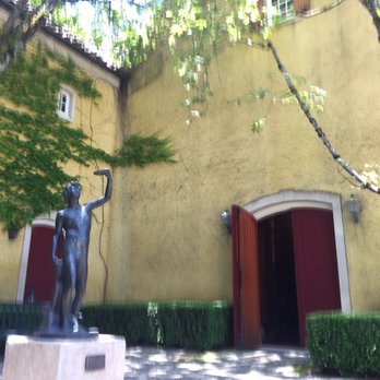 Jordan Vineyard & Winery - Wine Tours Near Me - Healdsburg, California