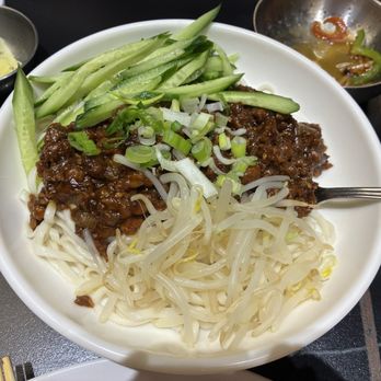 Din Ding Dumpling House - Zhajiang noodles - Dim Sum Near Me - Fremont, California