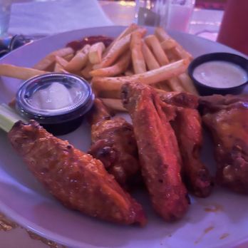 The Gateway Tavern - Wings - Breakfast & Brunch Near Me - Baltimore Highlands, Maryland The Gateway Tavern - Wings - Breakfast & Brunch Near Me - Baltimore Highlands, Maryland