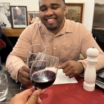Da Oscar - Wine - Barbeque Near Me - Milan, Michigan