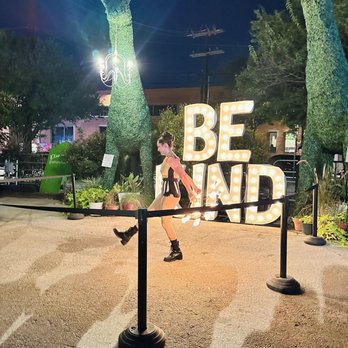 Elsewhere Garden Bar & Kitchen - Wine Bars Near Me - San Antonio, Texas
