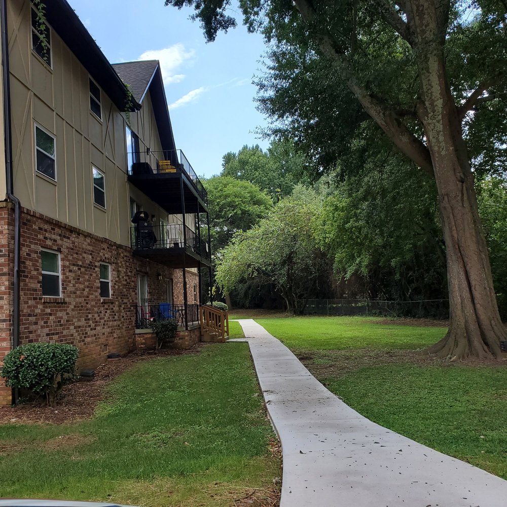 NORTHLAKE APARTMENTS Apartments 2000 Northlake Pkwy, Tucker, GA