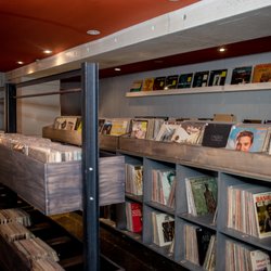 Underground Vinyl Records - Record Store in Midtown Manhattan