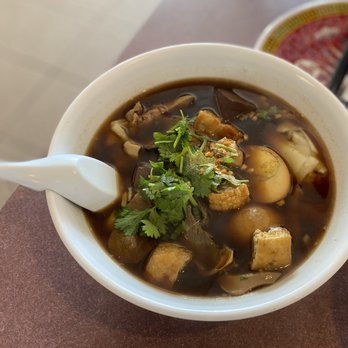 Siam Sunset - a bowl of soup and a plate of rice - Thai Near Me - Los Angeles, California