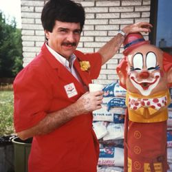 Steve's Ace Home Garden - Picture of Steve during the grand opening in 1988!