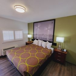 Super 8 by Wyndham El Centro North - SIngle King