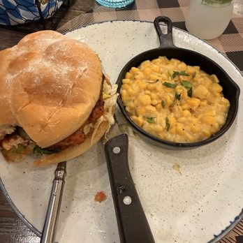 Mama Bird Southern Kitchen - Green Acres Farmer Style with sweet corn - Southern Near Me - West Jordan, Utah