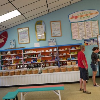 Ab Ice Cream & Candy Shoppe - Ice Cream & Frozen Yogurt Near Me - Atlantic Beach, North Carolina