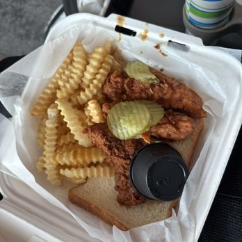 Prince's Hot Chicken - Chicken Shop Near Me - Nashville, Tennessee Prince's Hot Chicken - Chicken Shop Near Me - Nashville, Tennessee
