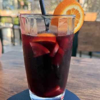 Fracasso - Sangria - Mediterranean Near Me - Sitges, B
