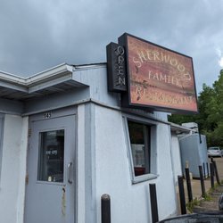 Sherwood Family Restaurant - Front entrance