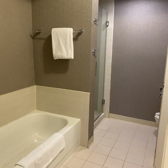 Chicago Marriott Suites Deerfield - Hotels Near Me - Deerfield, Illinois Chicago Marriott Suites Deerfield - Hotels Near Me - Deerfield, Illinois