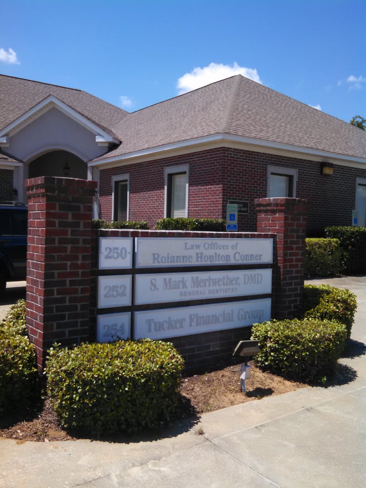 MERIWETHER S MARK DR Updated October 2024 252 Winton M Blount Lp