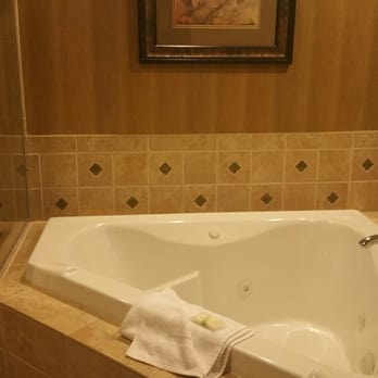 WorldMark Indio - The large tub. Two in the penthouse - Resorts Near Me - Indio, California