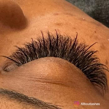 Lashes By Amy Pham - Wispy set - Eyelash Service Near Me - Lynn, Massachusetts