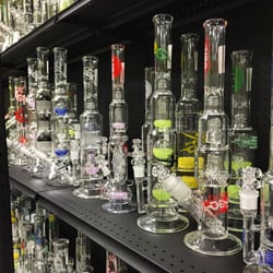 Pipe Dreams - LARGE COLLECTION ON HBG_GLASS ART