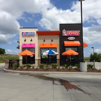Dunkin' -  the outside of a dunkin donuts restaurant - Donuts Near Me - Spring Hill, Tennessee