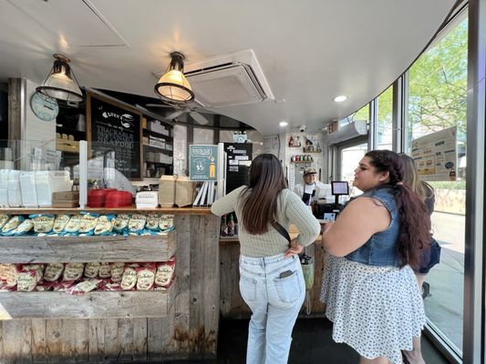 Luke's Lobster Las Vegas Fashion Show Mall by null