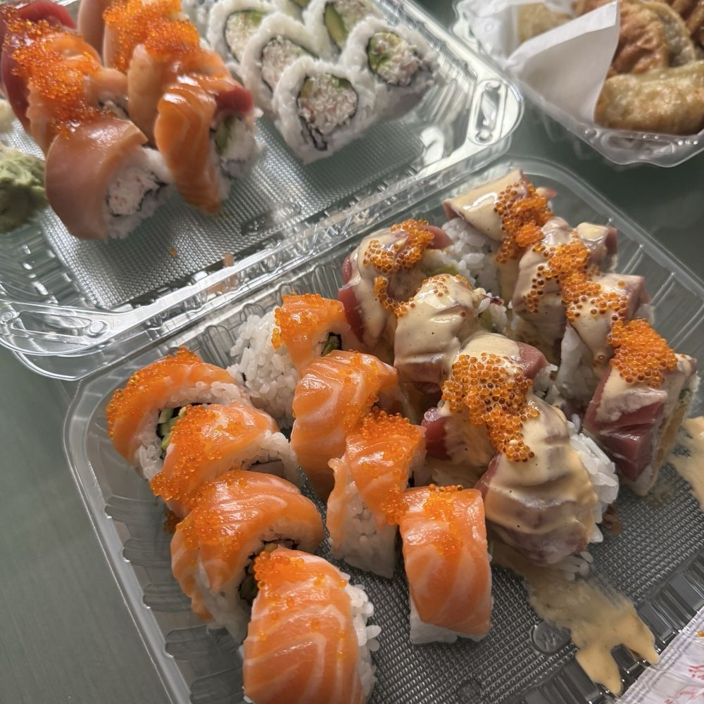 Sex in the City Special Roll Cherry Blossom Special Roll California Roll Rainbow Special Roll Sex in the City Special Roll Cherry Blossom Special Roll California Roll Rainbow Special Roll