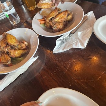Queens Bully - CHICKEN WINGS- lemon pepper - Gastropubs Near Me - Forest Hills, New York