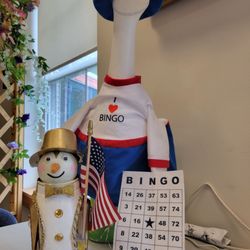 Wells & Ogunquit Center At Moody - Patriot Penguin Loves BINGO!