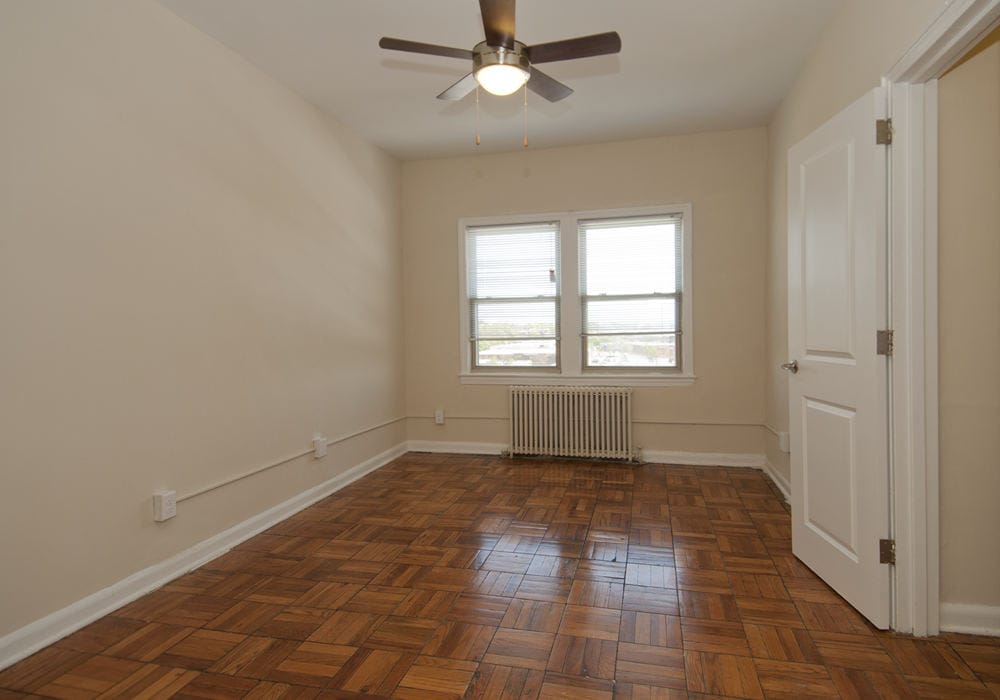 THE GLENWOOD APARTMENTS Updated September 2024 2315 Lincoln Rd NE