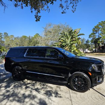 Ocean Air Executive Transport - One of our Beautiful Limousines ready to stake you to your next destination! - Town Car Service Near Me Ocean Air Executive Transport - One of our Beautiful Limousines ready to stake you to your next destination! - Town Car Service Near Me