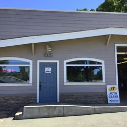 JT Auto Glass - JT Auto Glass, locally owned and operated since 2003!